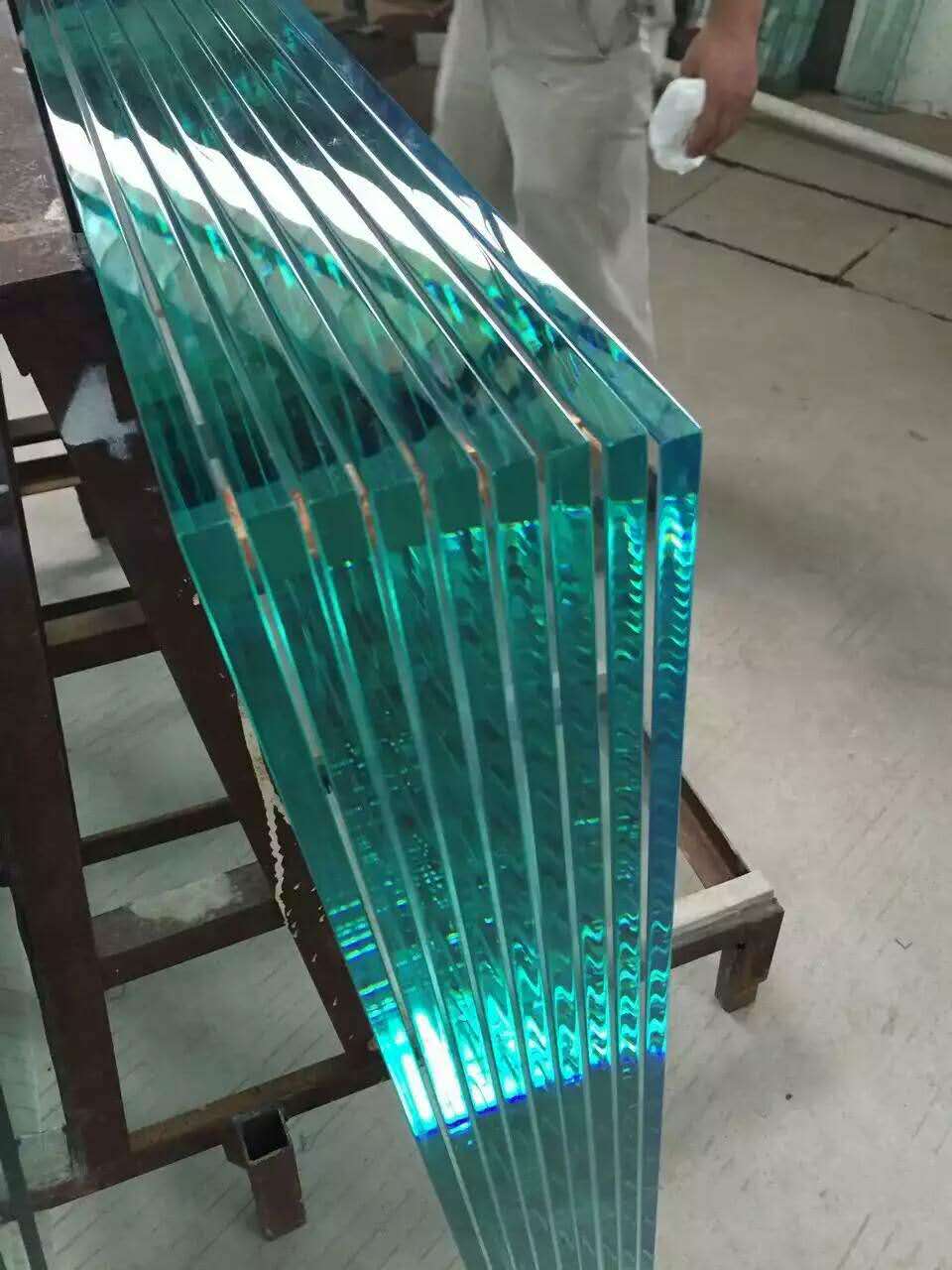 定制魚缸原材料—優質玻璃